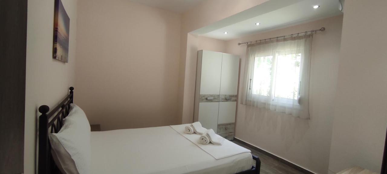 Helios & Elia Family Apartment Liapades