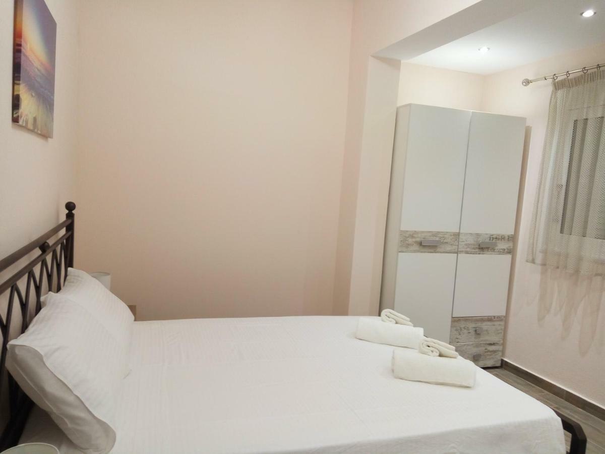 Helios & Elia Family Apartment Liapades